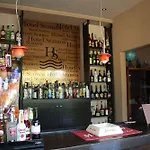 Stratos Hotel