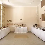 Hotel Stratos 3*