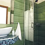 Stratos Hotel 3*