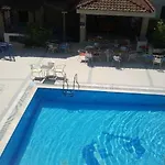 Stratos 3* Afytos
