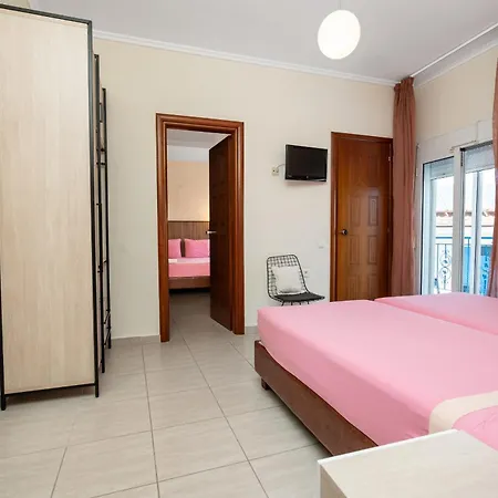 Hotel Stratos 3*