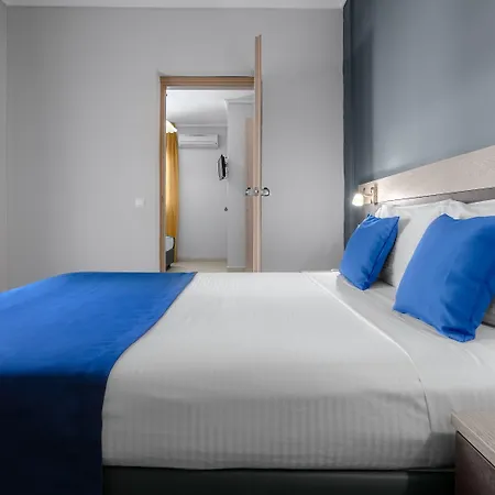 Stratos Hotel