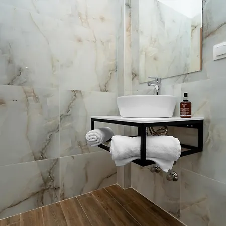 Hotel Stratos 3*